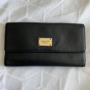 Michael Kors black pebble leather wallet